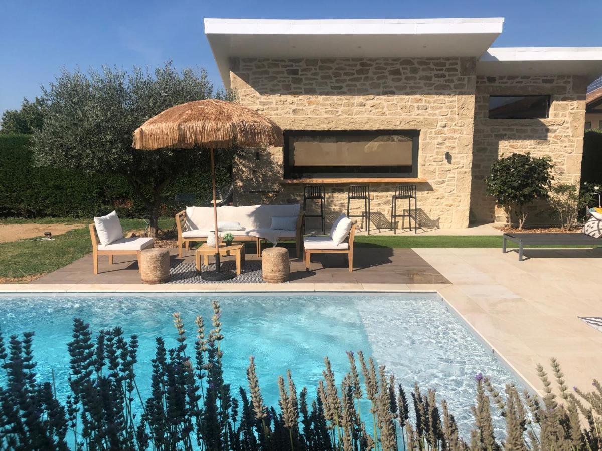La Parenthese Hotell Auberives-sur-Vareze Exteriör bild
