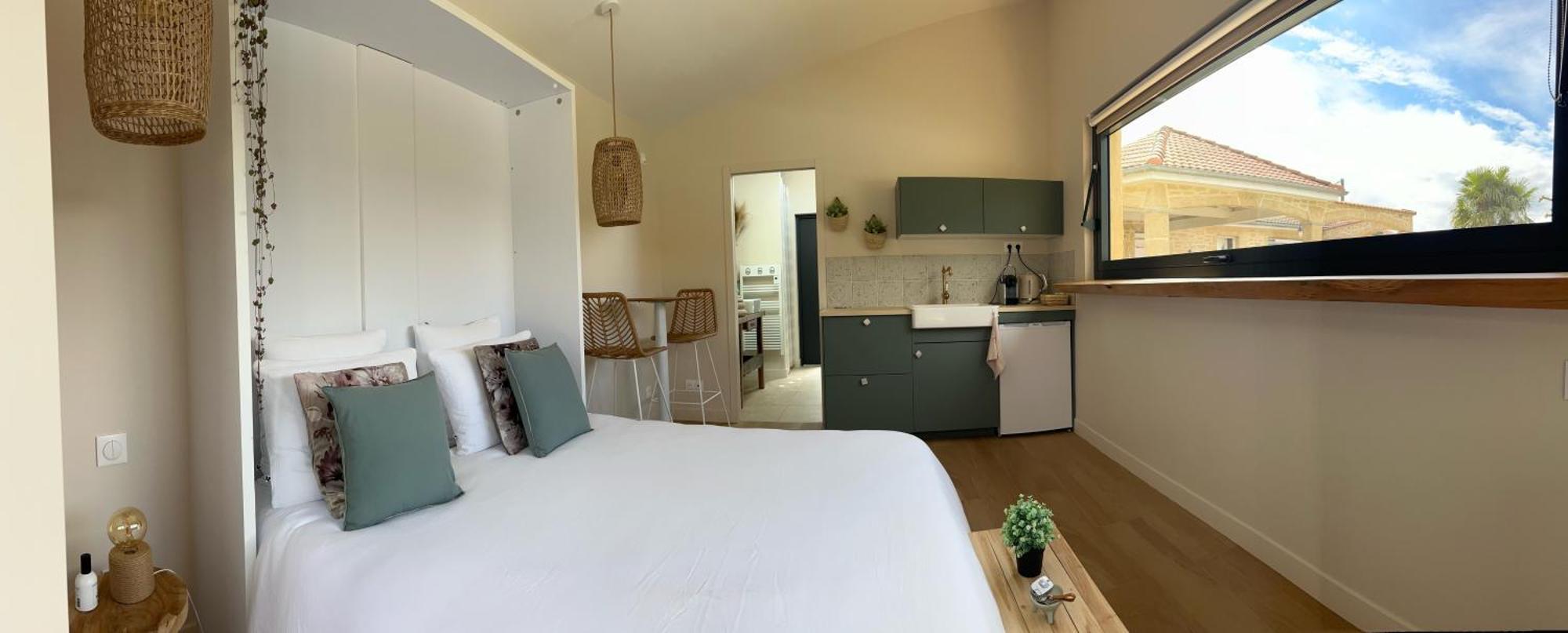 La Parenthese Hotell Auberives-sur-Vareze Exteriör bild
